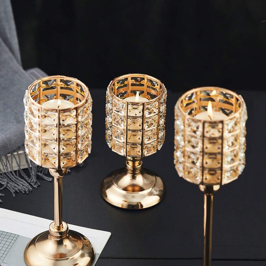 IT - Classic Gold Candle Holder